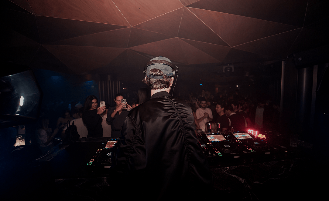 Clubbing 1